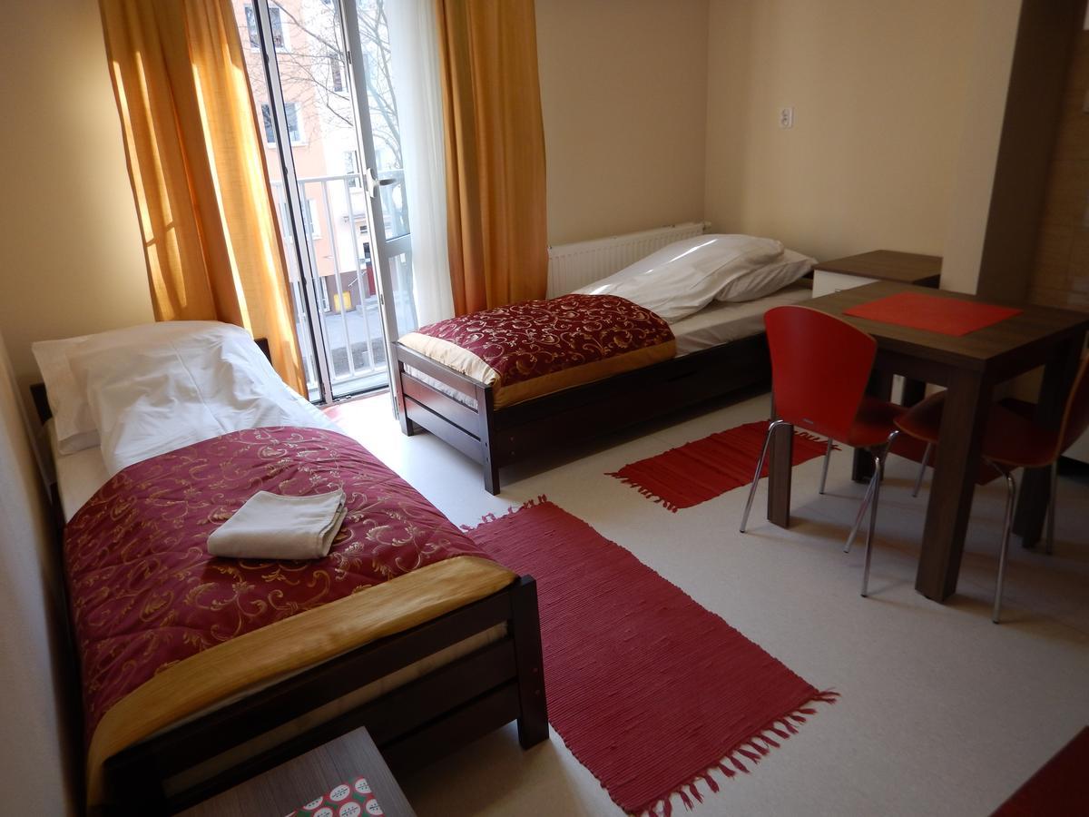 Hostel Sklodowska Lublin Exterior foto